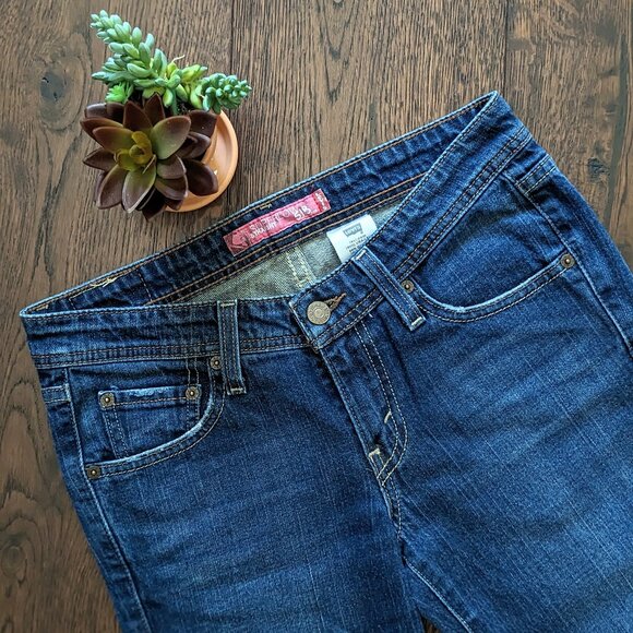 Low Rise Jeans - Picture 2 of 3